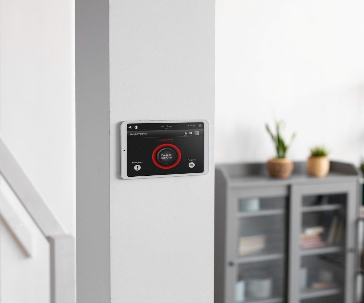 smart-home-tablet-wall